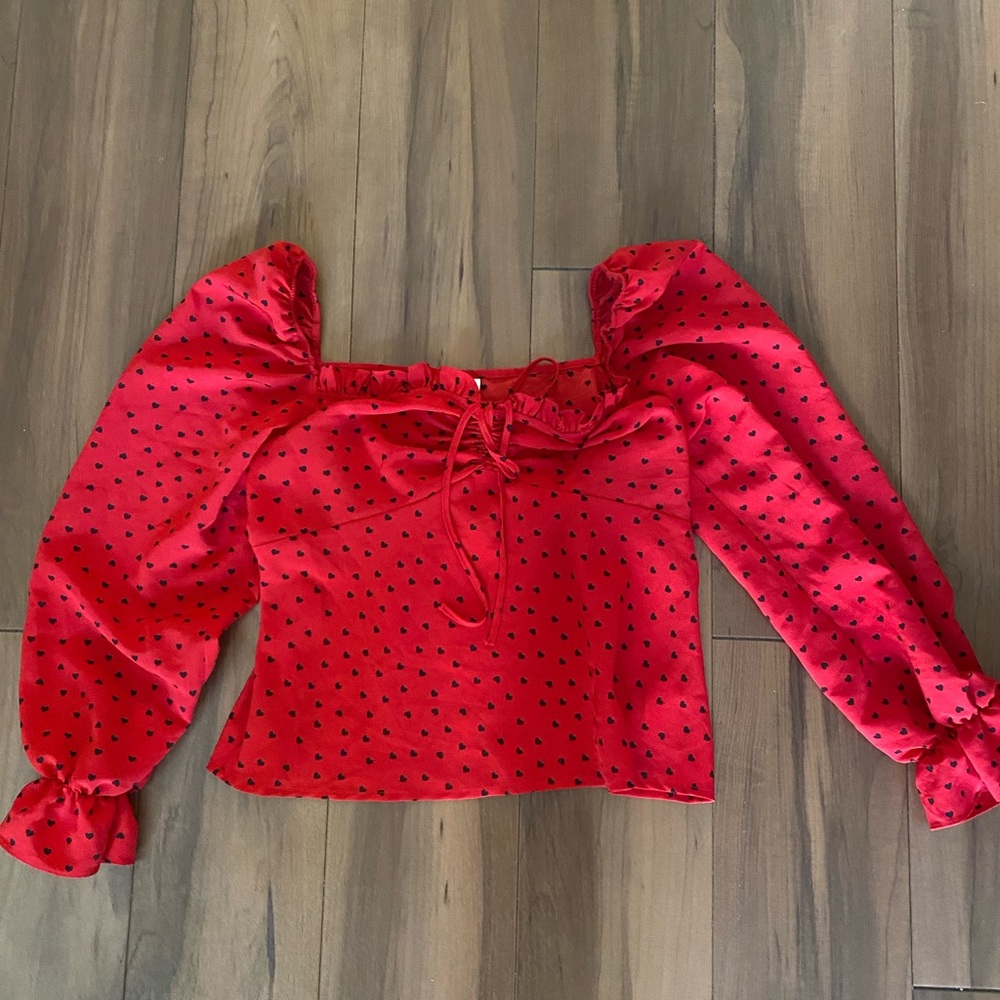 TOPSHOP - Red shirt with black hearts. Wear it on or off the shoulders.